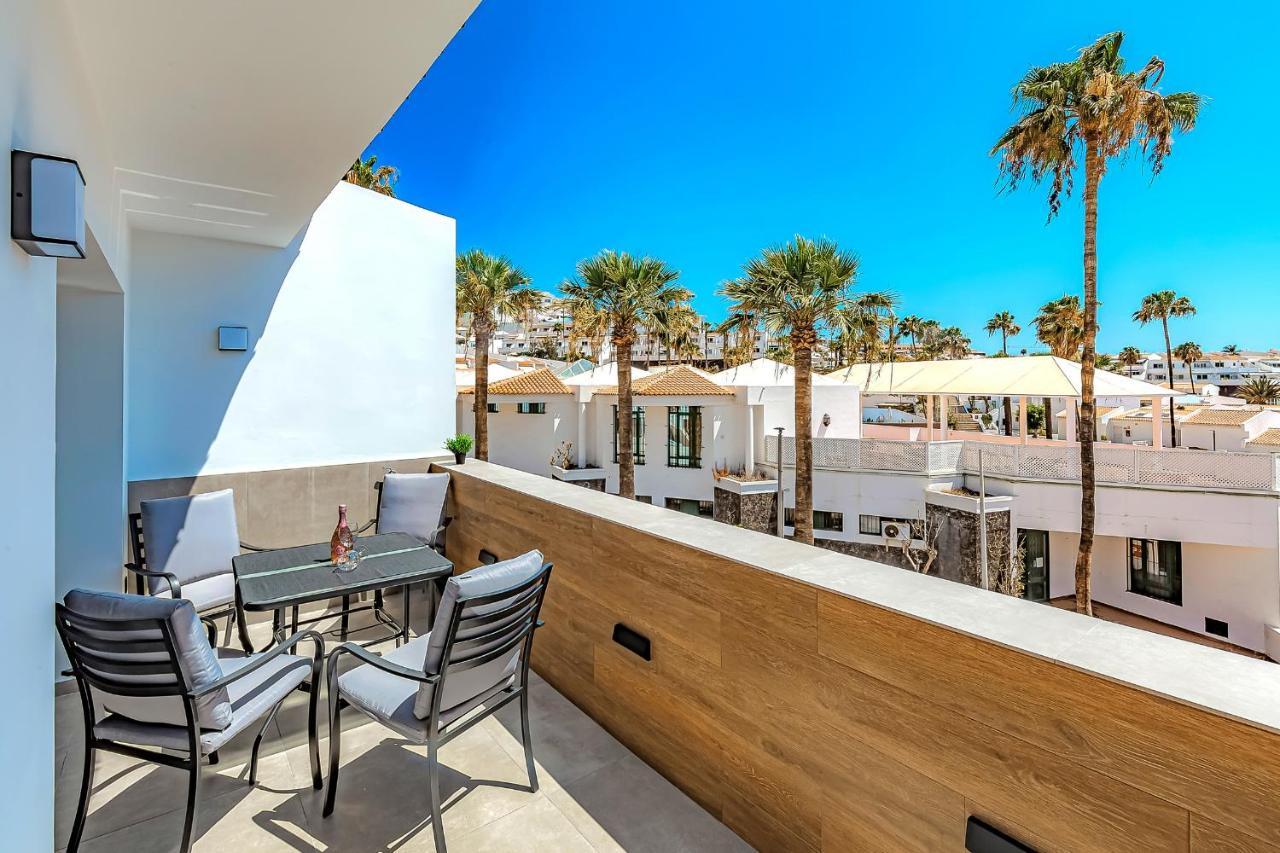 Apart Luxury Apartment In Island Village. 아데제 외부 사진