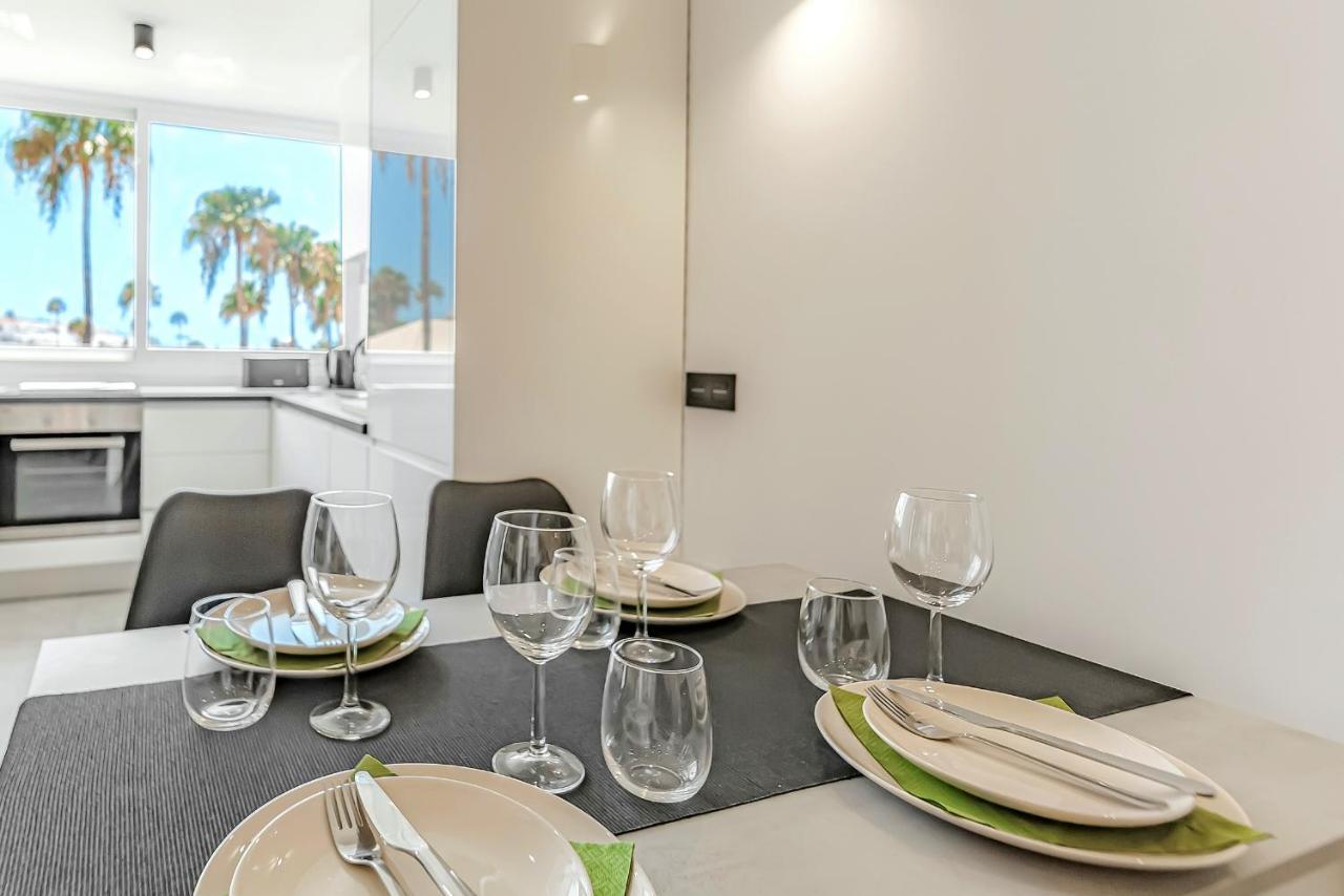 Apart Luxury Apartment In Island Village. 아데제 외부 사진
