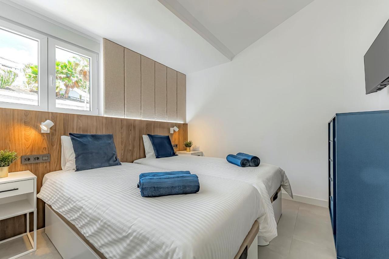 Apart Luxury Apartment In Island Village. 아데제 외부 사진
