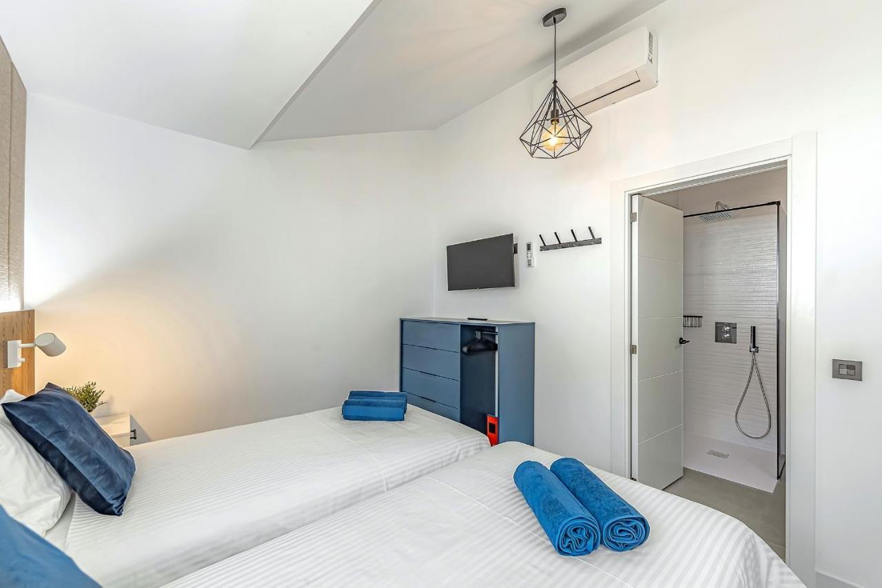 Apart Luxury Apartment In Island Village. 아데제 외부 사진